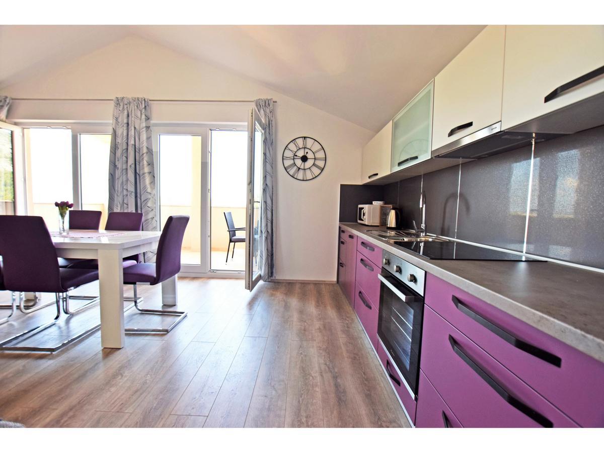 Apartman Branka Starigrad Paklenica Habitación foto